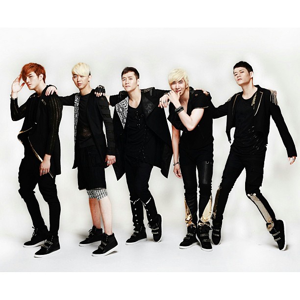 บี้ KPN ประวัตินักร้องหนุ่ม หวานใจ กุ๊บกิ๊บ สุมณทิพย์ กับเรื่องที่ทุกคนอยากรู้ บี้ KPN ประวัตินักร้องหนุ่ม หวานใจ กุ๊บกิ๊บ สุมณทิพย์ กับเรื่องที่ทุกคนอยากรู้