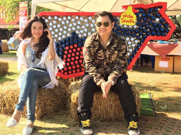 แชมป์ ศุภวัฒน์ เตรียมควงแฟนสาว ลูกเกด เข้าพิธีวิวาห์ 10 พ.ค. แชมป์ ศุภวัฒน์ เตรียมควงแฟนสาว ลูกเกด เข้าพิธีวิวาห์ 10 พ.ค.