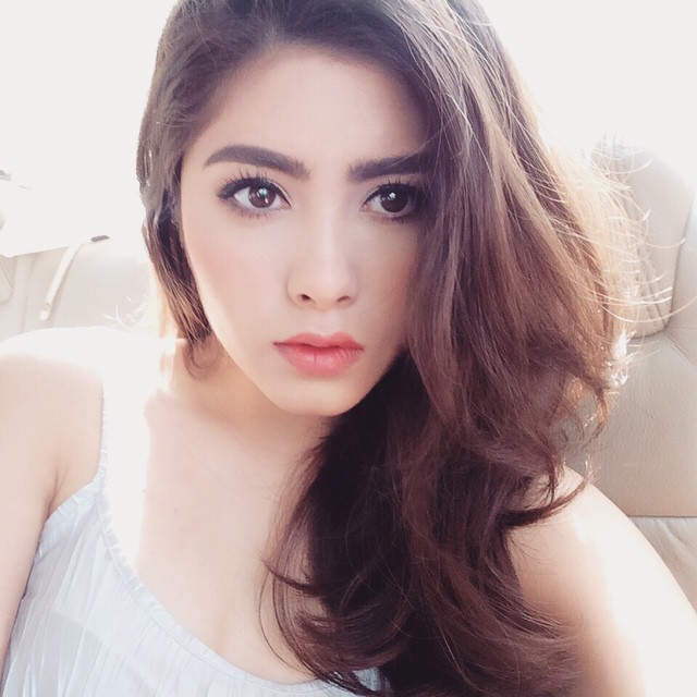 มิลลี่-นิกกี้ มิลลี่-นิกกี้