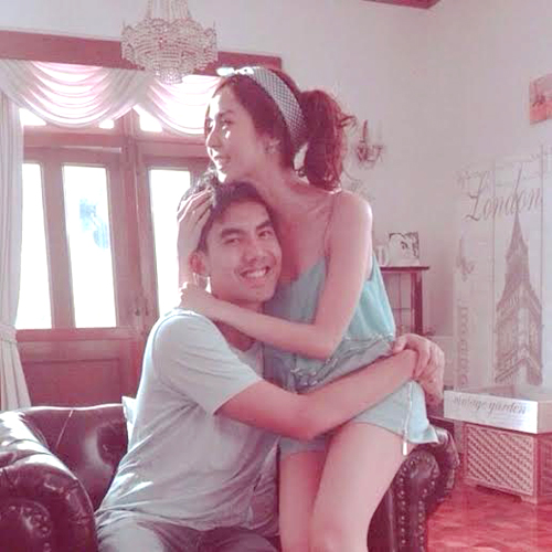 พีค ภัทรศยา ยังไม่พร้อมมีใครแทน เต๋อ ฉันทวิชช์ พีค ภัทรศยา ยังไม่พร้อมมีใครแทน เต๋อ ฉันทวิชช์