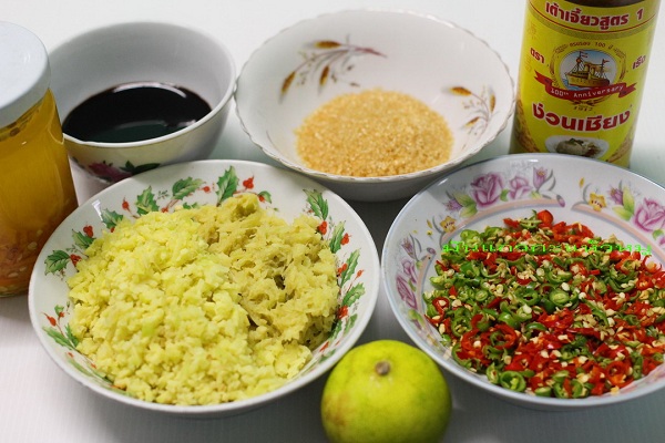 ข้าวมันไก่ พร้อมสูตรน้ำจิ้ม เคล็ดไม่ลับที่ทำเองได้ ข้าวมันไก่ พร้อมสูตรน้ำจิ้ม เคล็ดไม่ลับที่ทำเองได้