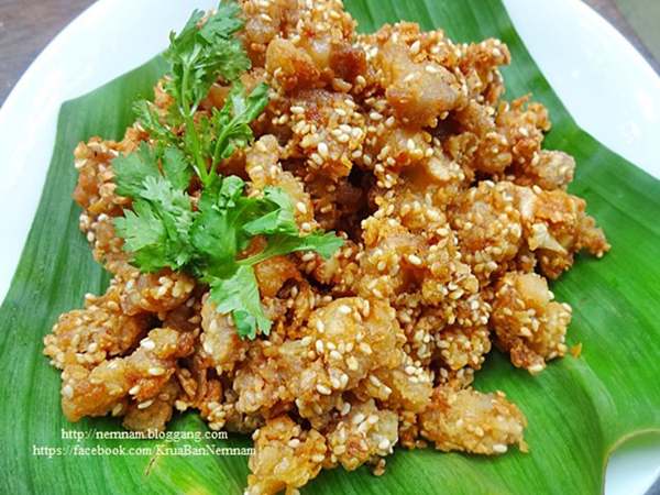 เอ็นข้อไก่ทอด กรอบอร่อย เคี้ยวเพลิน ๆ เอ็นข้อไก่ทอด กรอบอร่อย เคี้ยวเพลิน ๆ