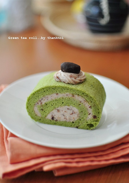 เค้กโรลชาเขียวถั่วแดง ขนมหวานหน้าตาดีแบบนี้ใครก็ทำได้ เค้กโรลชาเขียวถั่วแดง ขนมหวานหน้าตาดีแบบนี้ใครก็ทำได้