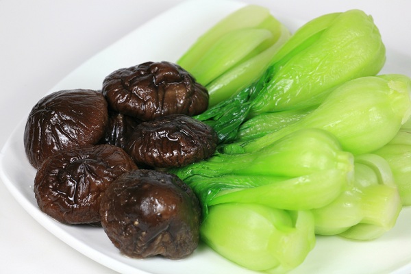 10 ผักยอดฮิตเทศกาลกินเจ พร้อมวิธีทำอาหารเจ 10 ผักยอดฮิตเทศกาลกินเจ พร้อมวิธีทำอาหารเจ