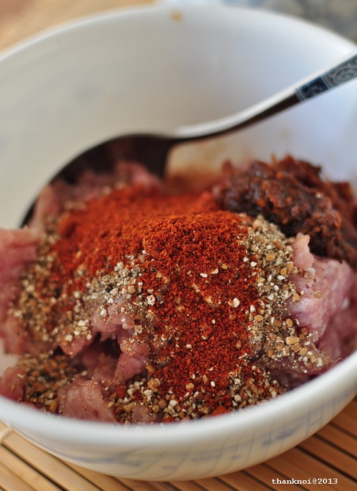 ลาบแจ่วบองทอด อาหารอีสานประยุกต์อร่อยเด็ดแซ่บนัว ลาบแจ่วบองทอด อาหารอีสานประยุกต์อร่อยเด็ดแซ่บนัว