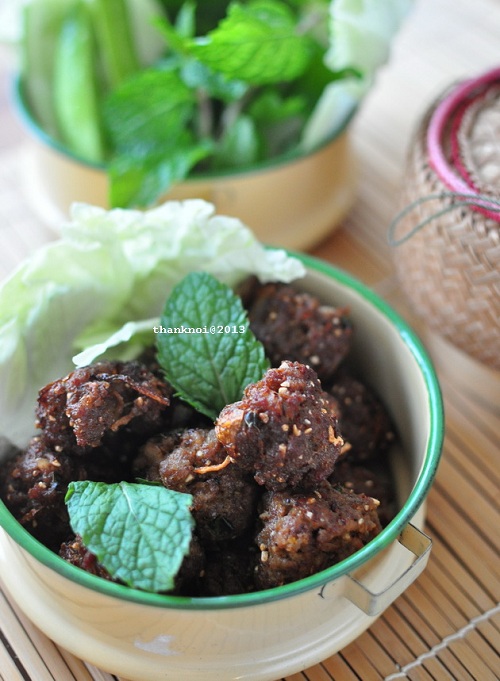 ลาบแจ่วบองทอด อาหารอีสานประยุกต์อร่อยเด็ดแซ่บนัว ลาบแจ่วบองทอด อาหารอีสานประยุกต์อร่อยเด็ดแซ่บนัว