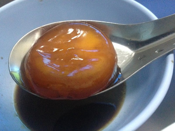 ข้าวหน้าไข่แดงดองแม็กกี้ เมนูฮิตของคนญี่ปุ่นกับวัตถุดิบแค่ 2 อย่าง ข้าวหน้าไข่แดงดองแม็กกี้ เมนูฮิตของคนญี่ปุ่นกับวัตถุดิบแค่ 2 อย่าง