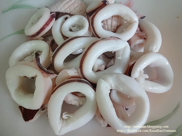ปลาหมึกผัดไข่เค็ม เมนูปลาหมึกสุดอร่อย ท้าให้ลอง ปลาหมึกผัดไข่เค็ม เมนูปลาหมึกสุดอร่อย ท้าให้ลอง