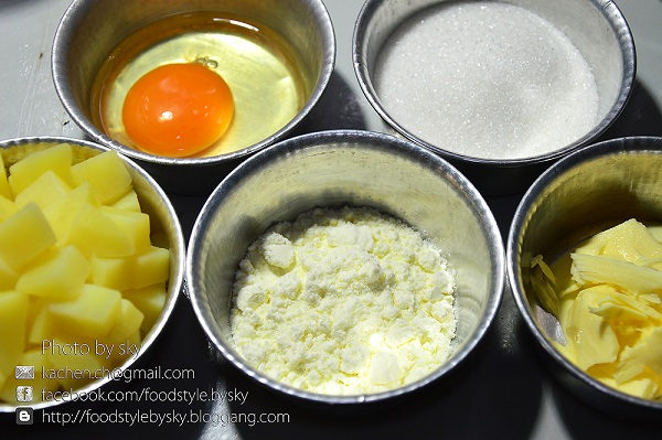 ขนมปังมันฝรั่ง เนื้อนุ่มกลิ่นหอมสูตรทำเล่น ๆ กินเองง่าย ๆ ขนมปังมันฝรั่ง เนื้อนุ่มกลิ่นหอมสูตรทำเล่น ๆ กินเองง่าย ๆ