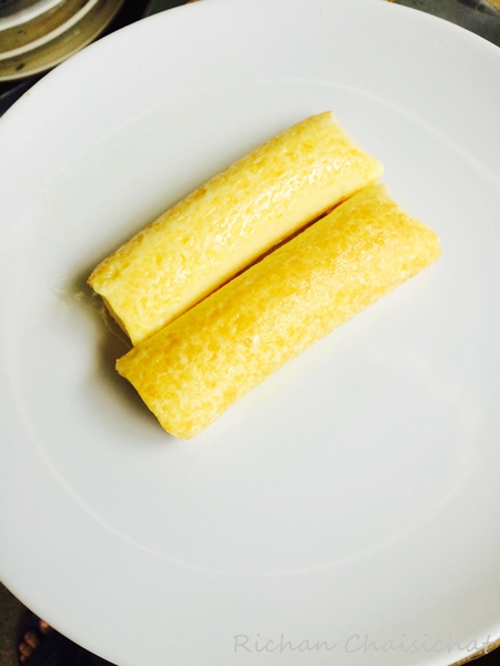 ไข่ม้วนยัดไส้เต้าหู้ไข่ทรงเครื่อง ไข่ม้วนยัดไส้เต้าหู้ไข่ทรงเครื่อง