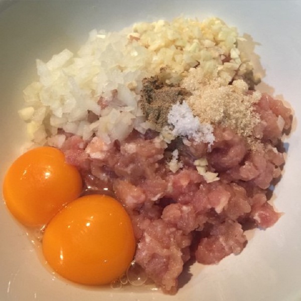 สตูว์หมูก้อน สตูว์หมูก้อน