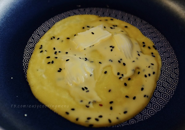 ทองม้วนสด กระทะเทฟลอน สูตรขนมไทยทำง่าย ๆ กินได้จริง ทองม้วนสด กระทะเทฟลอน สูตรขนมไทยทำง่าย ๆ กินได้จริง