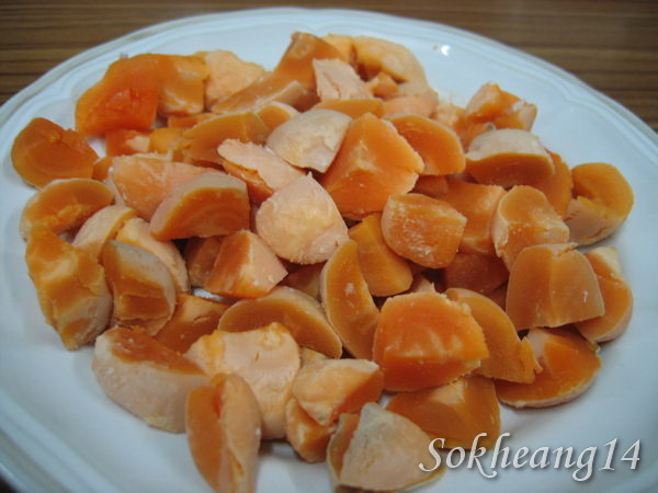 ขนมเปี๊ยะ ไส้ถั่วไข่เค็ม ขนมเปี๊ยะ ไส้ถั่วไข่เค็ม