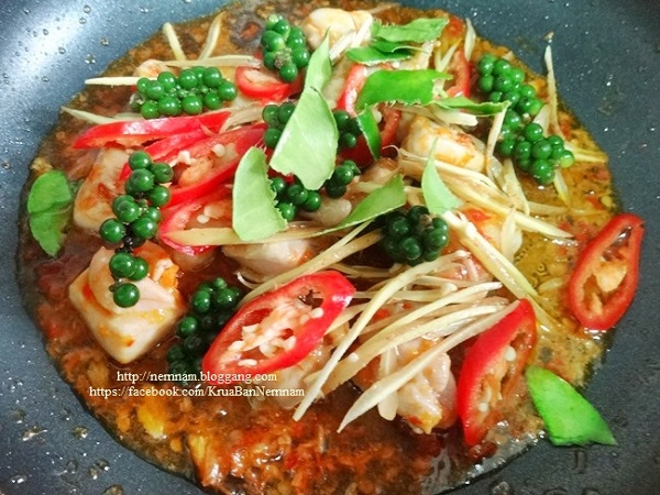 ไก่ผัดฉ่า ไก่ผัดฉ่า