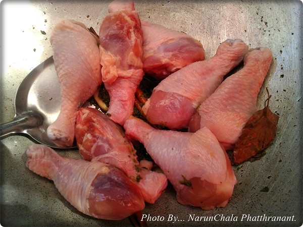 ก๋วยเตี๋ยวไก่มะระ วิธีทำไก่ตุ๋น