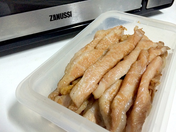 คอหมูแดดเดียว คอหมูแดดเดียว