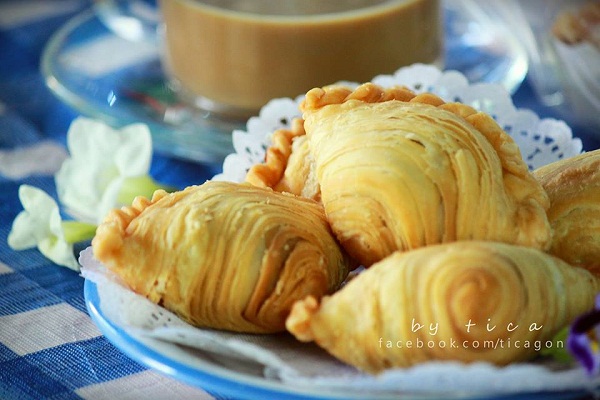 กะหรี่พัพฟ์ไส้ไก่ กะหรี่พัพฟ์ไส้ไก่