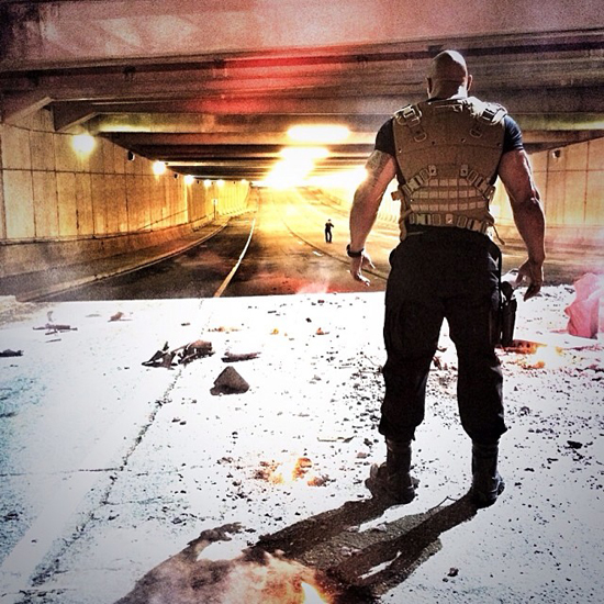 เดอะ ร็อค เผยภาพใหม่สุดเท่ จากกองถ่าย Fast & Furious 7 เดอะ ร็อค เผยภาพใหม่สุดเท่ จากกองถ่าย Fast & Furious 7