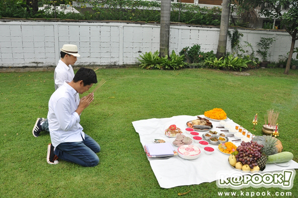 GTH บวงสรวงภาพยนตร์ Teacher\'s Diary ดึง บี้ ประกบ พลอย GTH บวงสรวงภาพยนตร์ Teacher\'s Diary ดึง บี้ ประกบ พลอย