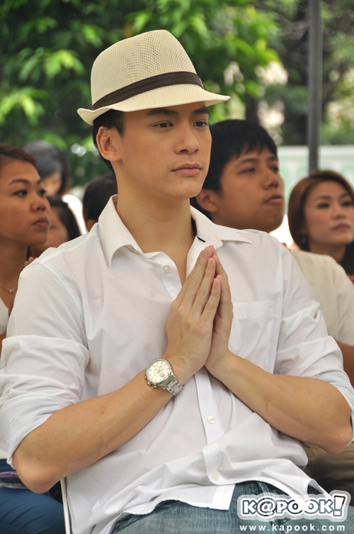 GTH บวงสรวงภาพยนตร์ Teacher\'s Diary ดึง บี้ ประกบ พลอย GTH บวงสรวงภาพยนตร์ Teacher\'s Diary ดึง บี้ ประกบ พลอย