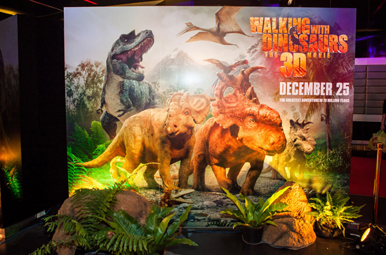 เคน - ภูภูมิ พาทะลุมิติสู่การผจญภัยในโลกล้านปีในงานเปิดตัวหนัง Walking with Dinosaurs (3D) เคน - ภูภูมิ พาทะลุมิติสู่การผจญภัยในโลกล้านปีในงานเปิดตัวหนัง Walking with Dinosaurs (3D)