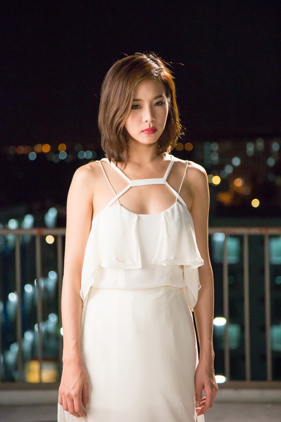 ถึงเป็นผีก็อย่าหยุดสวย ! ตุ๊กกี้เผาชุดให้คริส ย้ำสัมพันธ์เพื่อนซี้ผีกับคน ถึงเป็นผีก็อย่าหยุดสวย ! ตุ๊กกี้เผาชุดให้คริส ย้ำสัมพันธ์เพื่อนซี้ผีกับคน