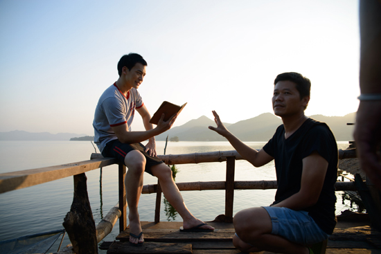 เนรมิตฉากโรแมนติก สร้าง ร.ร.กลางน้ำ ในหนัง คิดถึงวิทยา เนรมิตฉากโรแมนติก สร้าง ร.ร.กลางน้ำ ในหนัง คิดถึงวิทยา