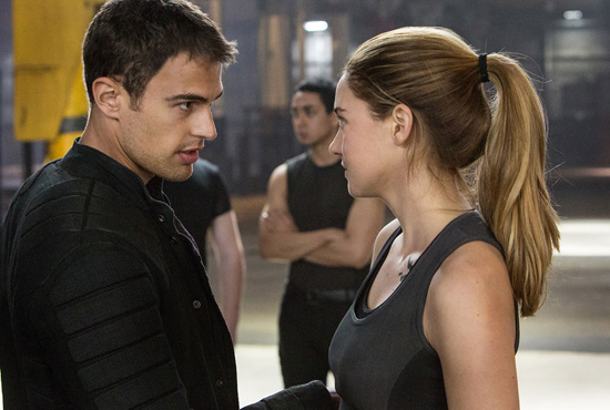 Divergent แรงแซงโค้ง โซเชียลโหวต หนังต้องดูแห่งปีอันดับ 1 Divergent แรงแซงโค้ง โซเชียลโหวต หนังต้องดูแห่งปีอันดับ 1
