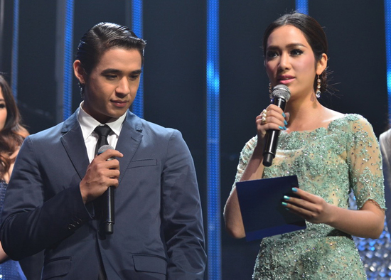 สหมงคลฟิล์ม นำทีมนักแสดงและคนเบื้องหลัง คว้ารางวัล สุพรรณหงส์ 2556 สหมงคลฟิล์ม นำทีมนักแสดงและคนเบื้องหลัง คว้ารางวัล สุพรรณหงส์ 2556