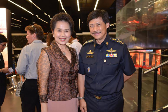 ทีมผู้สร้าง THE RAILWAY MAN บุกเปิดตัวในไทยนำทีม 2 นักแสดงร่วม โชโกะ ทานิกาว่า ปีเตอร์ ธูนสตระ ทีมผู้สร้าง THE RAILWAY MAN บุกเปิดตัวในไทยนำทีม 2 นักแสดงร่วม โชโกะ ทานิกาว่า ปีเตอร์ ธูนสตระ