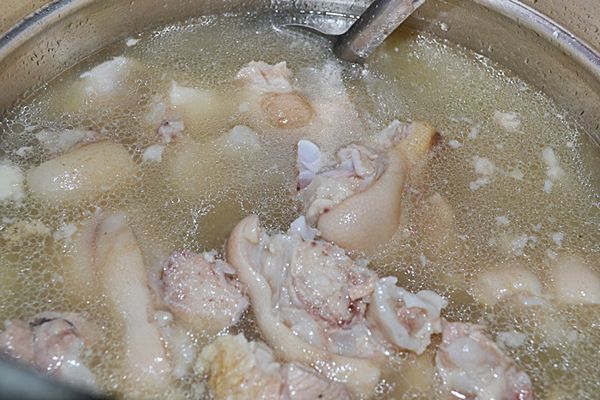 หมูเย็น อาหารเพิ่มความหนาวอร่อยแปลกใหม่ หมูเย็น อาหารเพิ่มความหนาวอร่อยแปลกใหม่