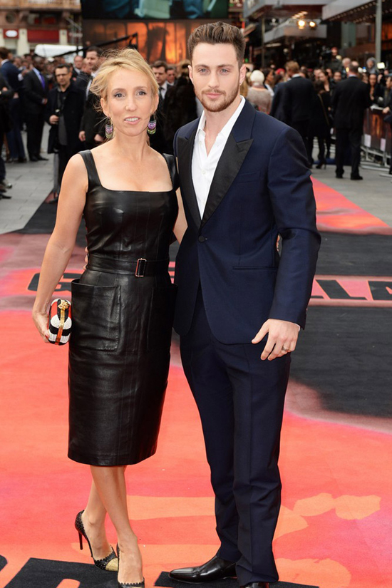 ลอนดอนคึกคัก เปิดตัว Godzilla นักแสดงแห่ร่วมงานคับคั่ง ลอนดอนคึกคัก เปิดตัว Godzilla นักแสดงแห่ร่วมงานคับคั่ง