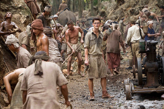 เจเรมี่ ทุ่มสุดตัวลด 20 ปอนด์ เพื่อบท อีริค โลแมทซ์ ใน The Railway Man เจเรมี่ ทุ่มสุดตัวลด 20 ปอนด์ เพื่อบท อีริค โลแมทซ์ ใน The Railway Man