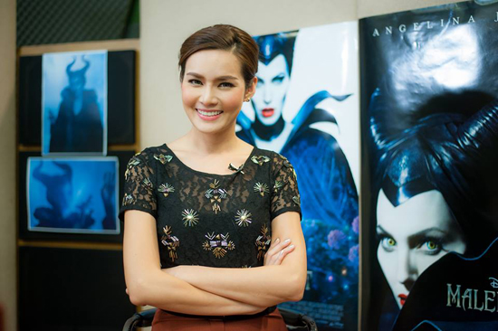 เลอค่า.. ญาญ่าหญิง รฐา เป็น มาเลฟิเซนต์ เมืองไทย ! เลอค่า.. ญาญ่าหญิง รฐา เป็น มาเลฟิเซนต์ เมืองไทย !