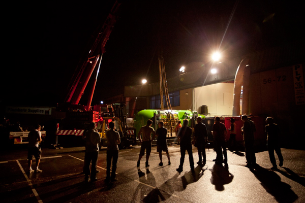 เจมส์ คาเมรอน นำ Deepsea Challenge จุดกระแสเยี่ยมลั่นอเมริกา เจมส์ คาเมรอน นำ Deepsea Challenge จุดกระแสเยี่ยมลั่นอเมริกา