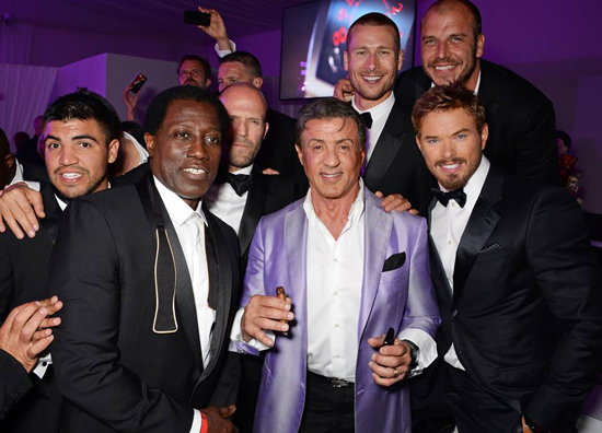 The Expendables 3 รวมดาวดังปรากฏตัวบนรถถัง ในเทศกาลหนังเมืองคานส์ 