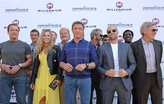The Expendables 3 รวมดาวดังปรากฏตัวบนรถถัง ในเทศกาลหนังเมืองคานส์ 