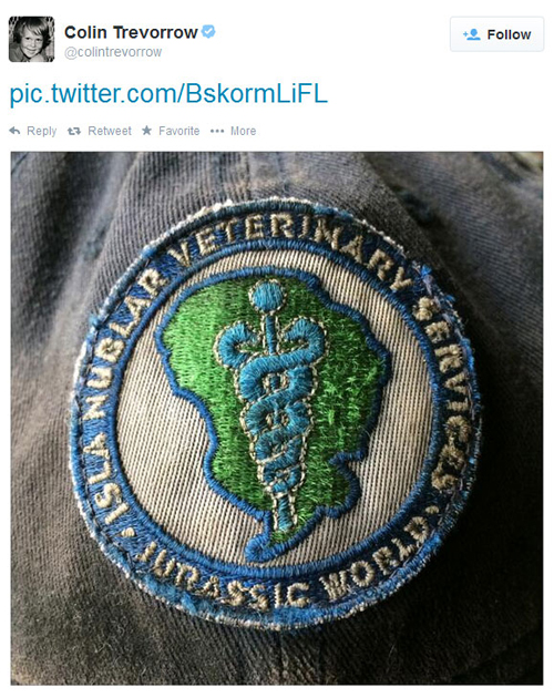 เผยภาพตราสัญลักษณ์สัตวแพทย์จาก Jurassic World เผยภาพตราสัญลักษณ์สัตวแพทย์จาก Jurassic World