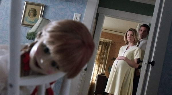 ตัวอย่างใหม่ Annabelle ตุ๊กตาผีเฮี้ยนออกมาหลอนแล้ว ตัวอย่างใหม่ Annabelle ตุ๊กตาผีเฮี้ยนออกมาหลอนแล้ว