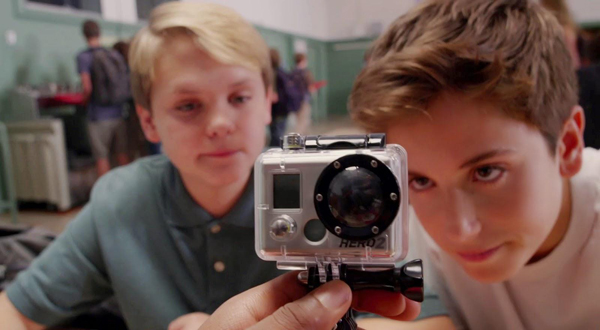 Earth to Echo ระดมทีมสร้างสุดเจ๋ง กำเนิดเพื่อนคนใหม่ Earth to Echo ระดมทีมสร้างสุดเจ๋ง กำเนิดเพื่อนคนใหม่