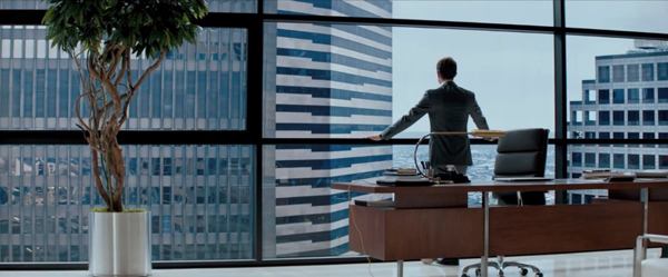 แค่น้ำจิ้ม ! ทีเซอร์แรก Fifty Shades of Grey หนังอีโรติก โซ่ แส้ กุญแจมือ
