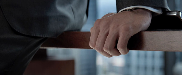 แค่น้ำจิ้ม ! ทีเซอร์แรก Fifty Shades of Grey หนังอีโรติก โซ่ แส้ กุญแจมือ