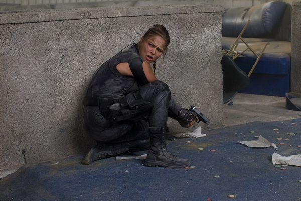 รอนดา โรสซี หญิงเหล็กหนึ่งเดียวในทีม The Expendables 3 รอนดา โรสซี หญิงเหล็กหนึ่งเดียวในทีม The Expendables 3
