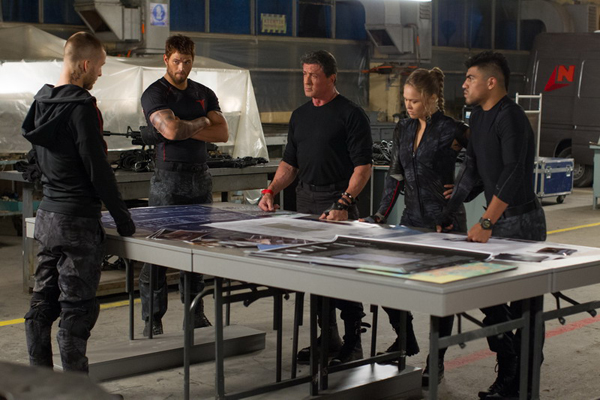 รอนดา โรสซี หญิงเหล็กหนึ่งเดียวในทีม The Expendables 3 รอนดา โรสซี หญิงเหล็กหนึ่งเดียวในทีม The Expendables 3
