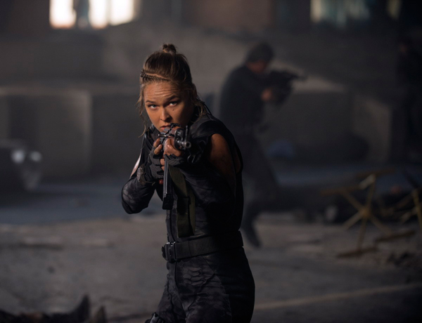 รอนดา โรสซี หญิงเหล็กหนึ่งเดียวในทีม The Expendables 3 รอนดา โรสซี หญิงเหล็กหนึ่งเดียวในทีม The Expendables 3