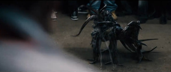Monsters : Dark Continent อวดโฉมเอเลี่ยนตัวใหม่ ในตัวอย่างล่าสุด Monsters : Dark Continent อวดโฉมเอเลี่ยนตัวใหม่ ในตัวอย่างล่าสุด