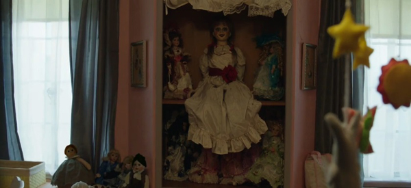 ตัวอย่างใหม่ Annabelle ตุ๊กตาผีเฮี้ยนออกมาหลอนแล้ว ตัวอย่างใหม่ Annabelle ตุ๊กตาผีเฮี้ยนออกมาหลอนแล้ว