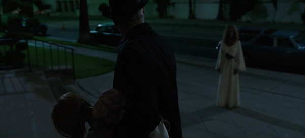 ตัวอย่างใหม่ Annabelle ตุ๊กตาผีเฮี้ยนออกมาหลอนแล้ว ตัวอย่างใหม่ Annabelle ตุ๊กตาผีเฮี้ยนออกมาหลอนแล้ว
