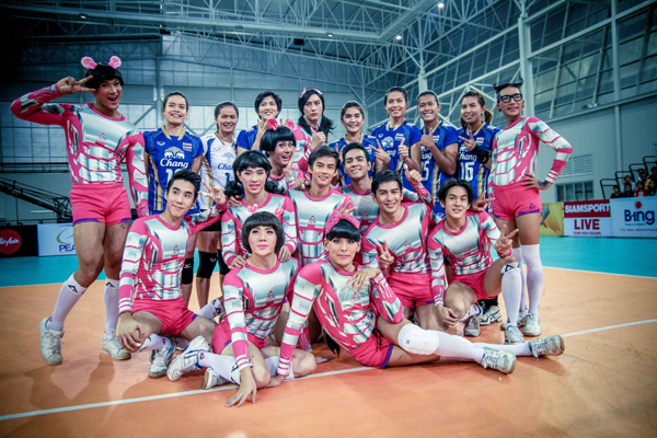 สตรีเหล็ก จัดเต็ม ! ดึงนักนักวอลเล่ย์ทีมชาติร่วมแสดง สตรีเหล็ก จัดเต็ม ! ดึงนักนักวอลเล่ย์ทีมชาติร่วมแสดง