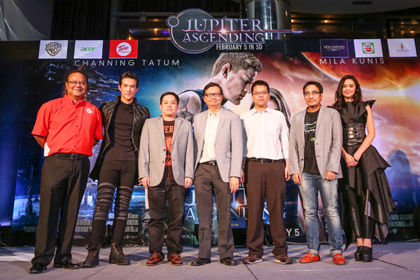 เจมส์ มาร์ ควง แพทริเซีย กู๊ด เปิดตัว Jupiter Ascending เจมส์ มาร์ ควง แพทริเซีย กู๊ด เปิดตัว Jupiter Ascending